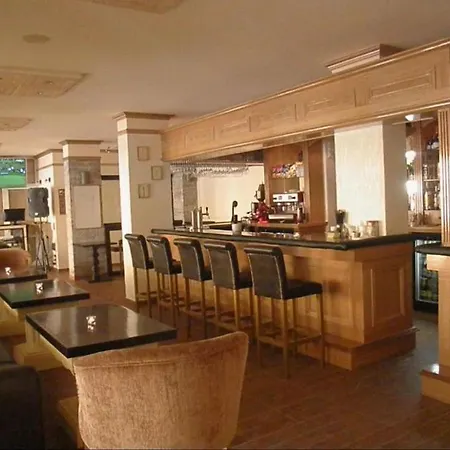 Sea Dreams Complex, Sunny *